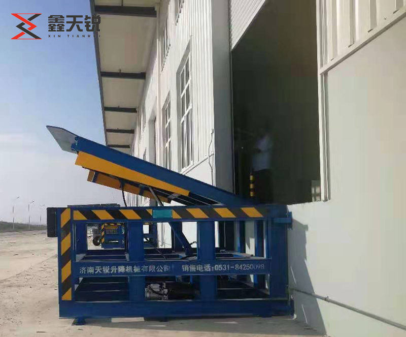 图木舒克固定式登车桥
